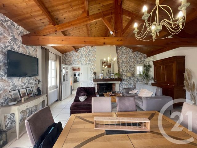 maison à vendre - 7 pièces - 168.43 m2 - TALMONT ST HILAIRE - 85 - PAYS-DE-LOIRE - Century 21 Eole Immobilier