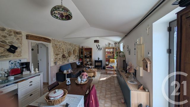 maison à vendre - 12 pièces - 254.5 m2 - ST HILAIRE LA FORET - 85 - PAYS-DE-LOIRE - Century 21 Eole Immobilier