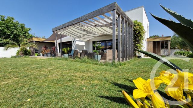 maison à vendre - 6 pièces - 205.63 m2 - TALMONT ST HILAIRE - 85 - PAYS-DE-LOIRE - Century 21 Eole Immobilier