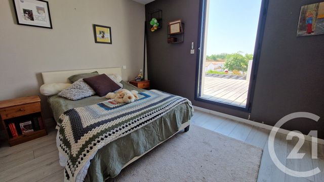 maison à vendre - 6 pièces - 205.63 m2 - TALMONT ST HILAIRE - 85 - PAYS-DE-LOIRE - Century 21 Eole Immobilier