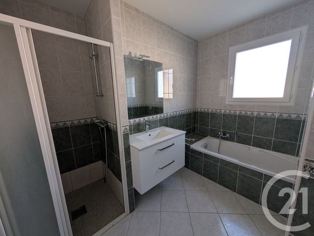 maison à louer - 4 pièces - 96.5 m2 - TALMONT ST HILAIRE - 85 - PAYS-DE-LOIRE - Century 21 Eole Immobilier